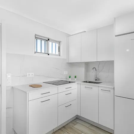 Apartment Newly Refurbished Beachfront San Bartolomé